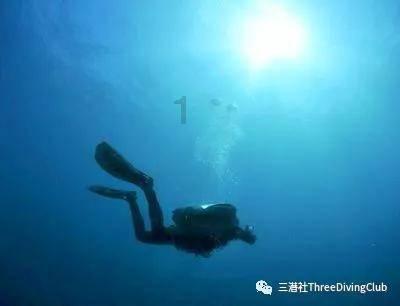 一级职业培训师 证书能挂靠吗